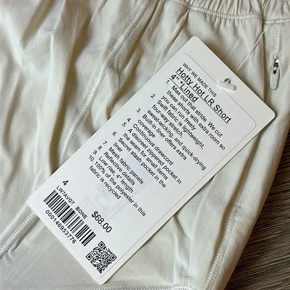 Lululemon Hotty Hot Low-Rise Lined Short 4" Bone size 4 NWT - Picture 3 of 5